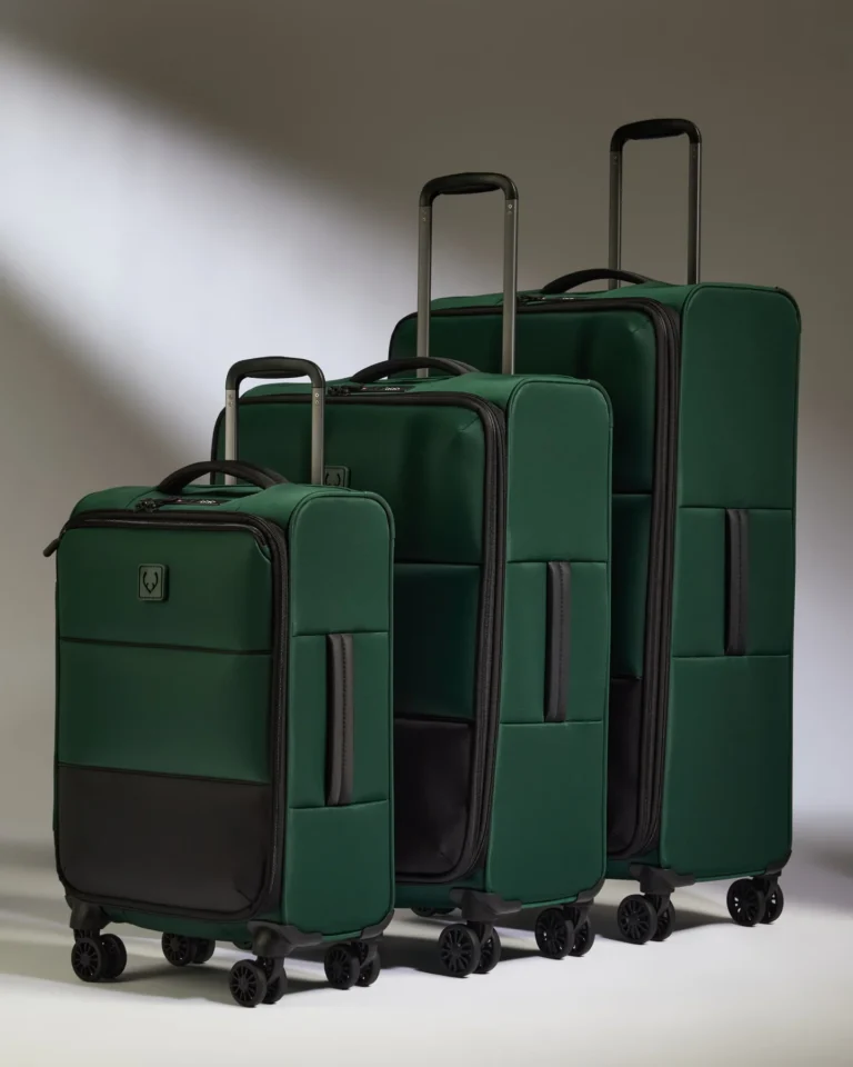 Green Hardshell Luggage - Vibrant Travel Style